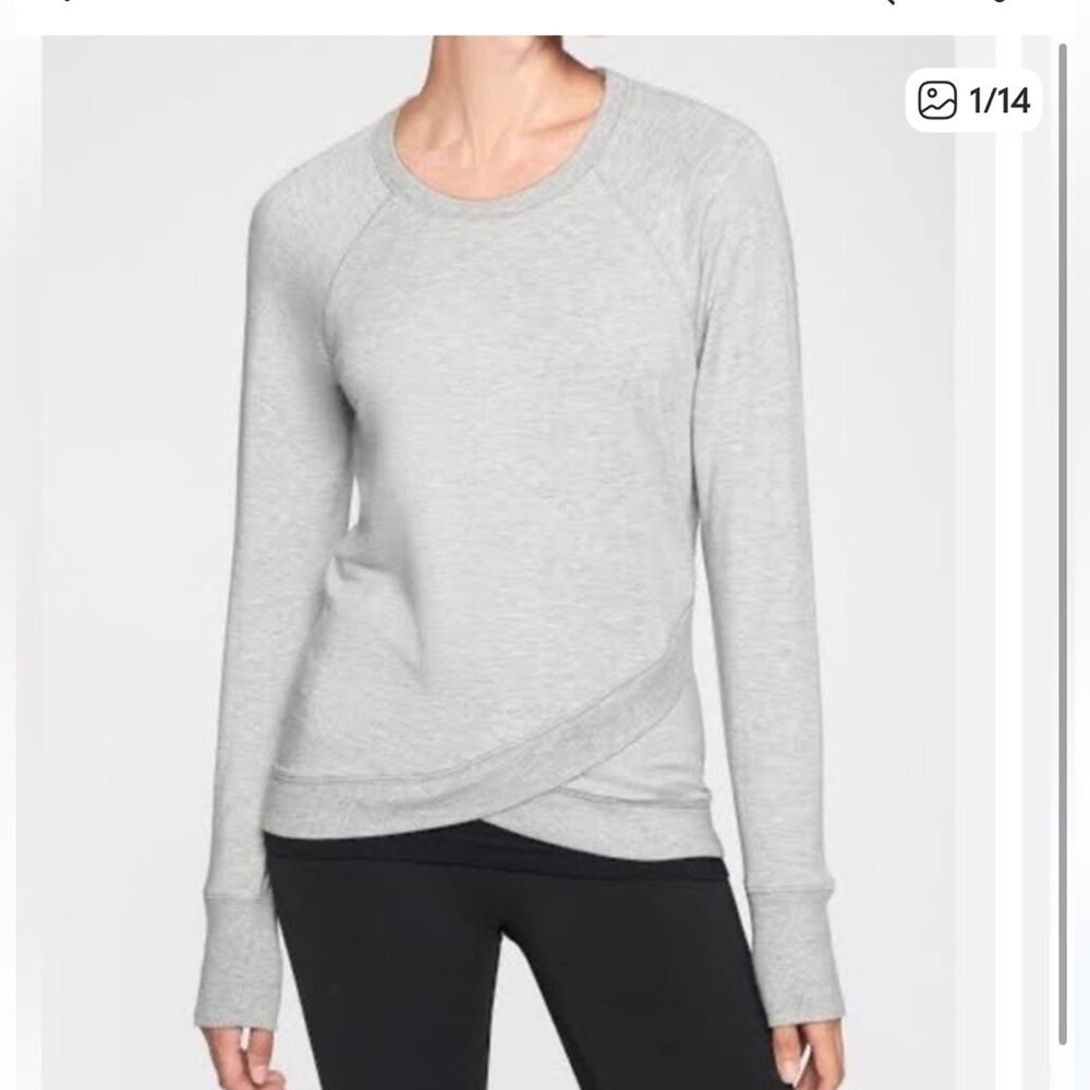 Athleta serenity criss cross gray top